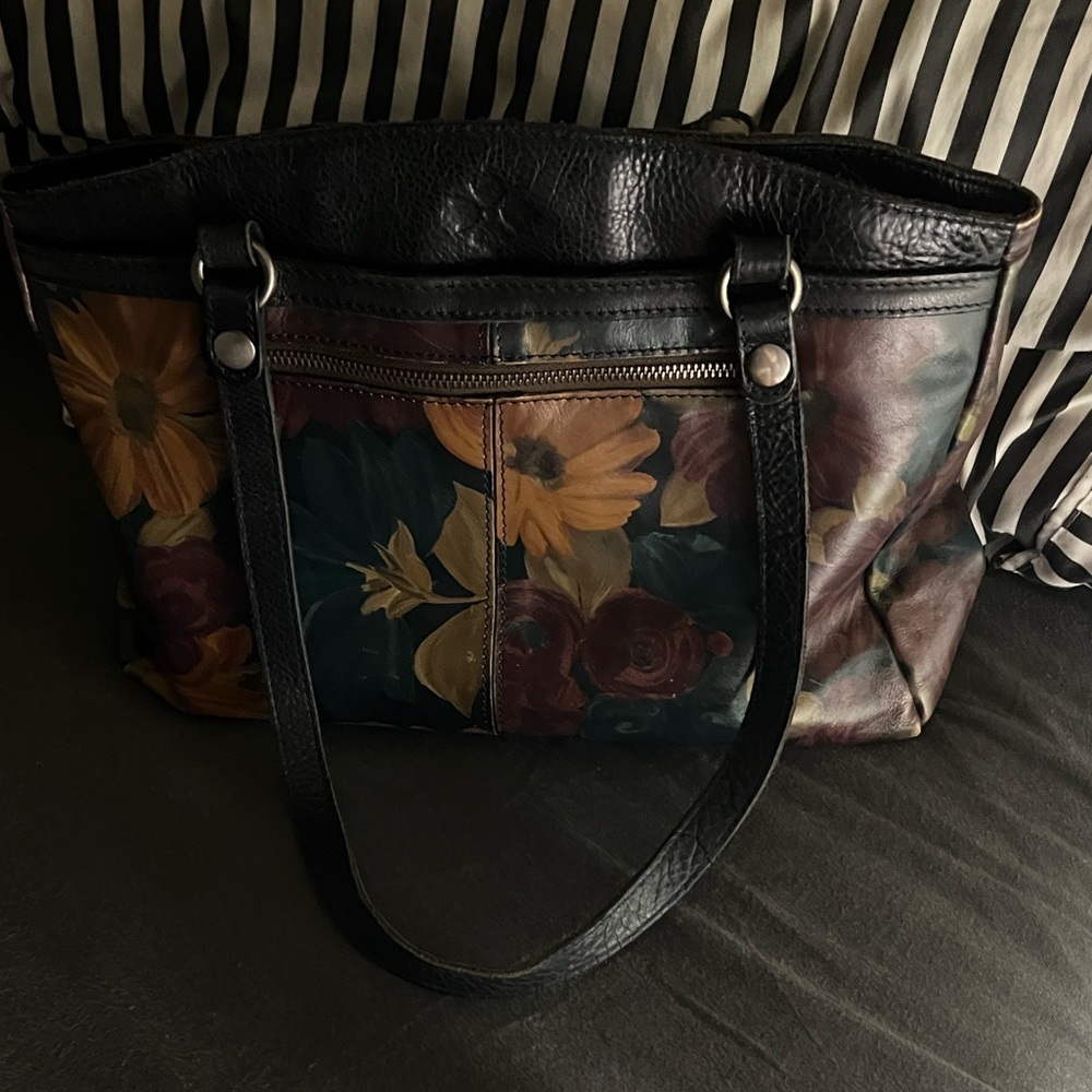 Patricia Nash Black Floral Hand-Painted Leather Shoulder Bag with Yellow Accents - Picture 10 of 11